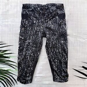 Athleta Capris Leggings